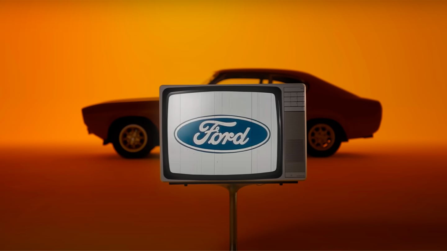 Een voorproefje van de klassieke Ford Capri en de transformatie naar de nieuwe elektrische Ford Capri.