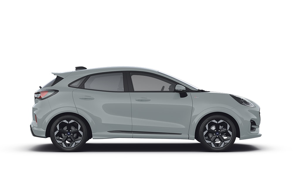 Zilverkleurige Ford Puma, onderdeel van de Ford SUV-reeks.