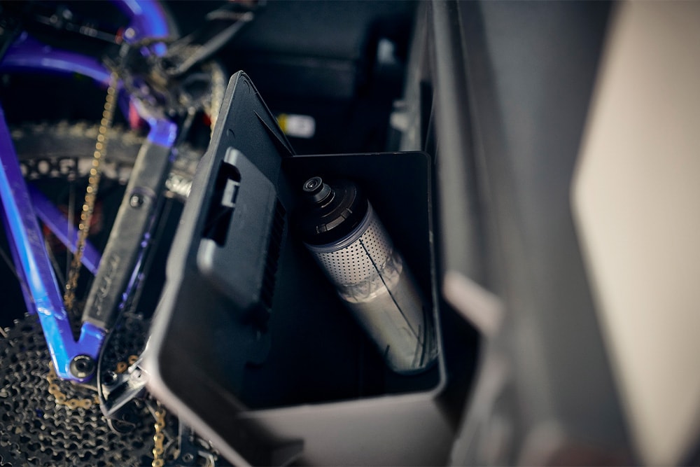 Ford E-Tourneo Courier Active kofferbak met fiets