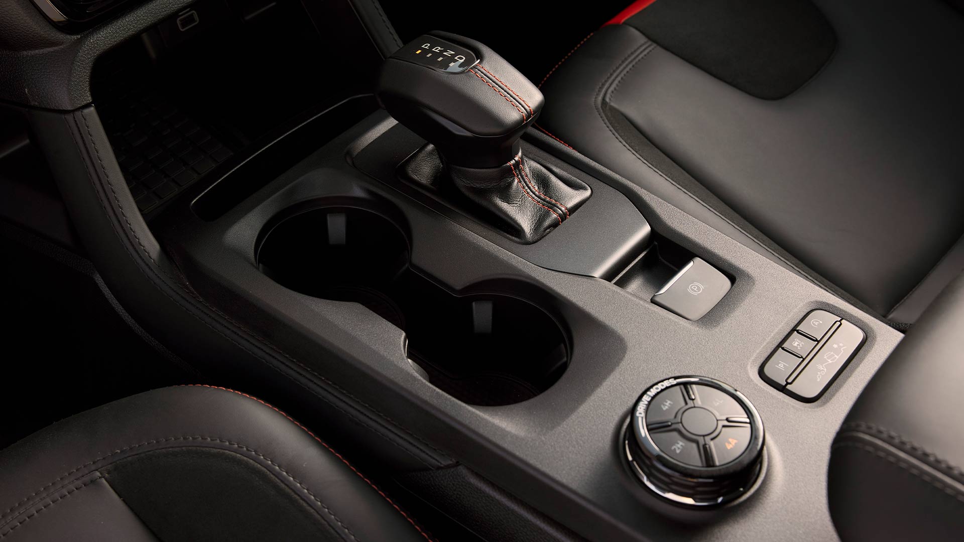 Ford Ranger Raptor-middenconsole met keuzeschakelaar voor rijmodi.
