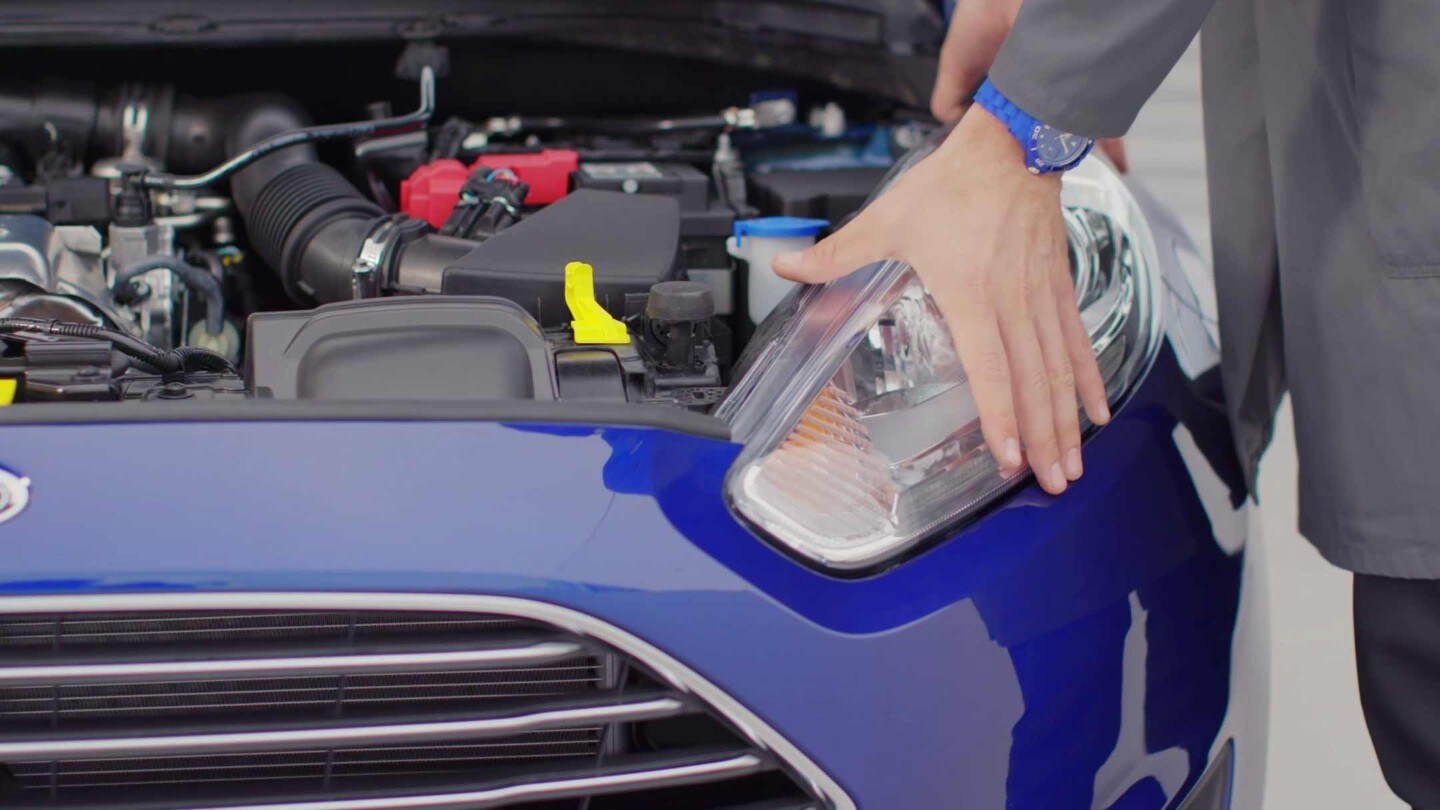Hoe Vervangt U De Lamp In Uw Koplampen Ford Be