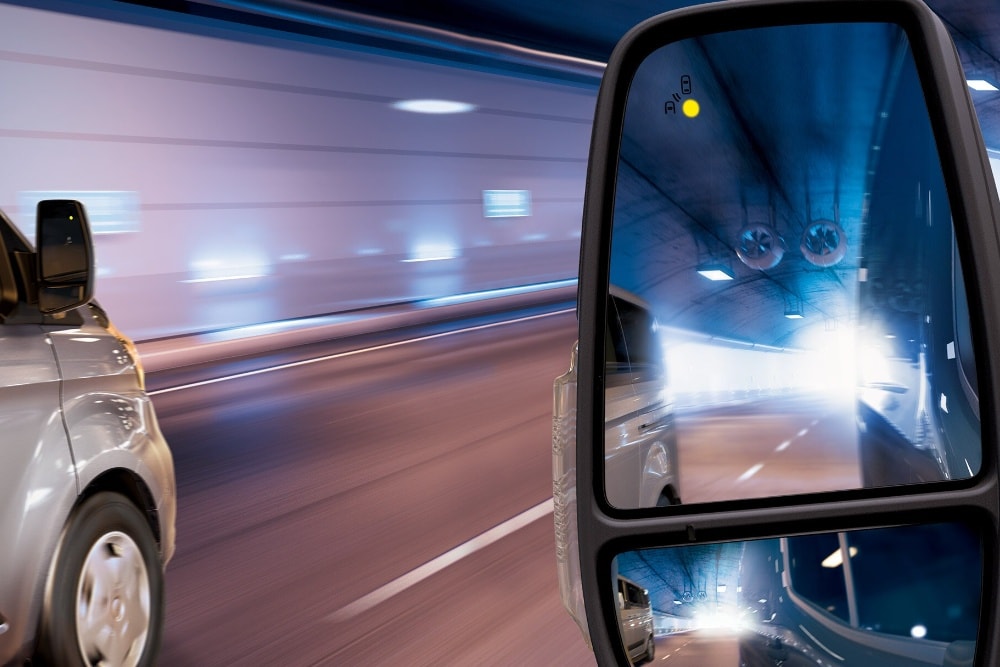Nieuwe achteruitkijkspiegel voor Ford Transit bestelwagen